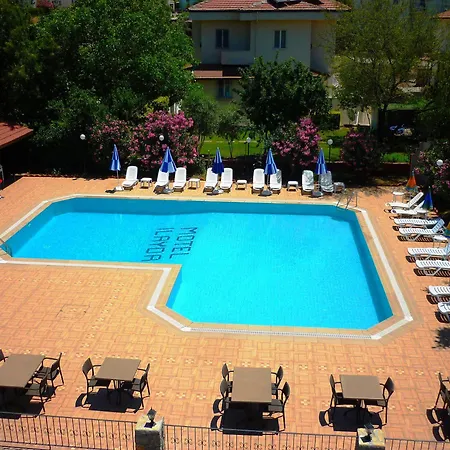 Hotel The Valley 2*