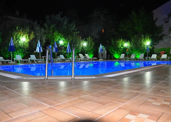 Hotel The Valley 2*