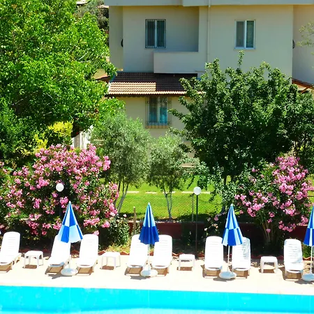 The Valley Ξενοδοχείο Ολουντενίζ