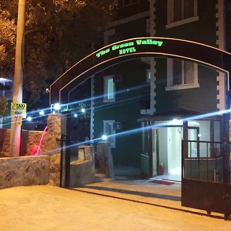 The Valley Otel 2*