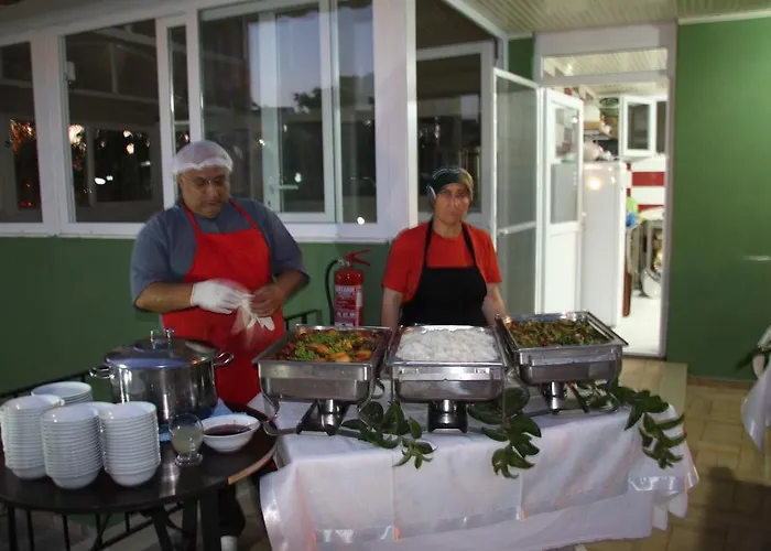 The Valley Ξενοδοχείο 2*