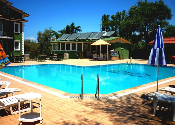 Отель The Valley 2*