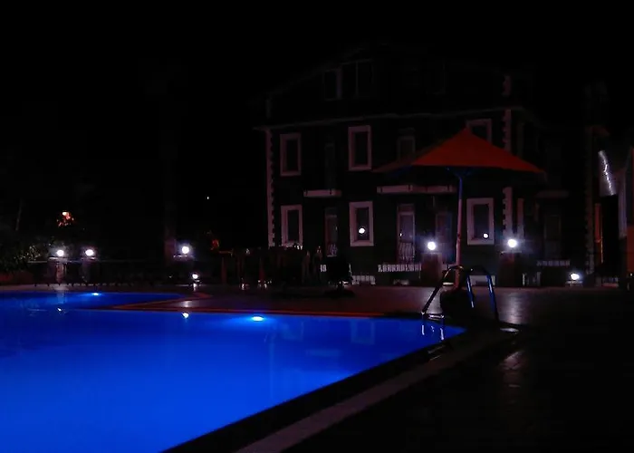 The Valley Ξενοδοχείο Ολουντενίζ